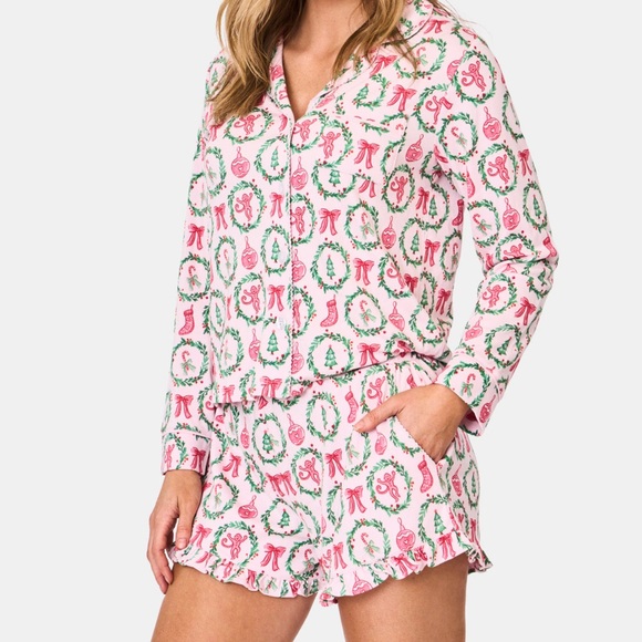 Roller Rabbit Festive Christmas  Pink and Green Pajama Set - Picture 6 of 7